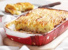 Potato casserole with minced meat - classic recipe