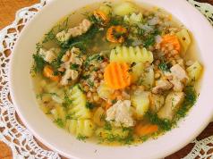 Lenten lentil soup with mushrooms and vermicelli